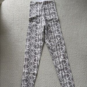 Commando Snake Print Leggings - Gray and White